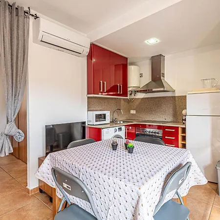 Hauzify I Bellaire Blanes
